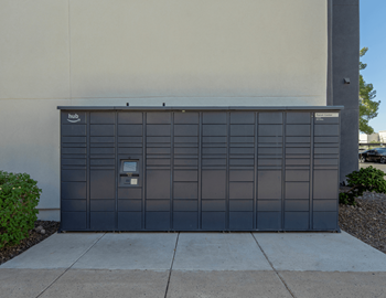 Amazon hub 24-hour automated package center